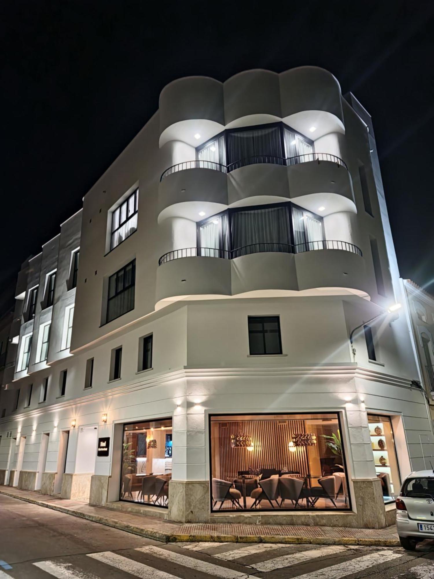 Hotel Suites Moma Centro Villanueva De La Serena Exterior photo